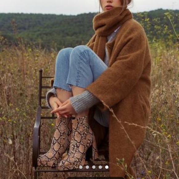 Jeffrey Campbell Dormant Chunky Platform Beige Snake Print Boots Size 9 NIB - Picture 3 of 16